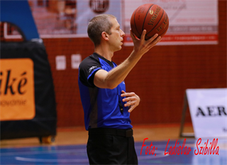 7. kolo SBL BC Prievidza - Inter Bratislava 75:72 (foto: Ladislav Szibilla)