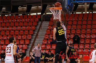 7. kolo SBL BC Prievidza - Inter Bratislava 75:72 (foto: Ladislav Szibilla)