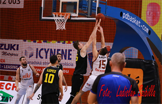 7. kolo SBL BC Prievidza - Inter Bratislava 75:72 (foto: Ladislav Szibilla)