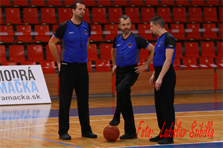 8. kolo SBL BC Prievidza - Patrioti Levice 76:75 (foto: Ladislav Szibilla)