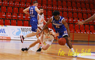 16. kolo SBL BC Prievidza - BKM Lučenec 72:78 (foto: Ladislav Szibilla)
