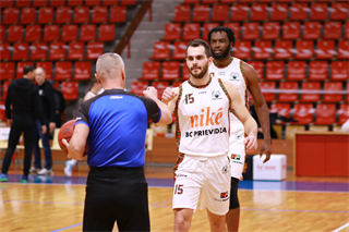 18. kolo SBL BC Prievidza - MBK Baník Handlová 88:78 (foto: Ladislav Szibilla)