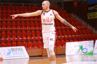 18. kolo SBL BC Prievidza - MBK Baník Handlová 88:78 (foto: Ladislav Szibilla)