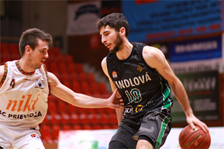 18. kolo SBL BC Prievidza - MBK Baník Handlová 88:78 (foto: Ladislav Szibilla)