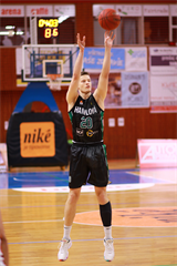 18. kolo SBL BC Prievidza - MBK Baník Handlová 88:78 (foto: Ladislav Szibilla)