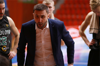 18. kolo SBL BC Prievidza - MBK Baník Handlová 88:78 (foto: Ladislav Szibilla)