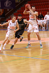18. kolo SBL BC Prievidza - MBK Baník Handlová 88:78 (foto: Ladislav Szibilla)