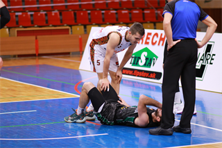18. kolo SBL BC Prievidza - MBK Baník Handlová 88:78 (foto: Ladislav Szibilla)