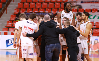 18. kolo SBL BC Prievidza - MBK Baník Handlová 88:78 (foto: Ladislav Szibilla)