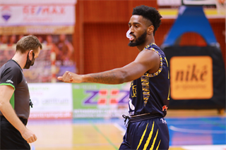 26. kolo SBL BC Prievidza - Iskra Svit 106:88 (foto: Ladislav Szibilla)