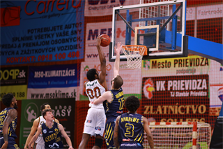 26. kolo SBL BC Prievidza - Iskra Svit 106:88 (foto: Ladislav Szibilla)