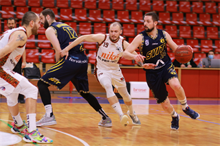 26. kolo SBL BC Prievidza - Iskra Svit 106:88 (foto: Ladislav Szibilla)