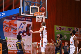 26. kolo SBL BC Prievidza - Iskra Svit 106:88 (foto: Ladislav Szibilla)