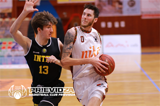 21. kolo SBL BC Prievidza - Inter Bratislava 86:80 (foto: Ladislav Szibilla)
