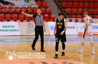 21. kolo SBL BC Prievidza - Inter Bratislava 86:80 (foto: Ladislav Szibilla)