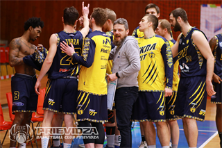 12. kolo SBL BC Prievidza – Iskra Svit 71:97 (foto: Ladislav Szibilla)
