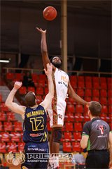 12. kolo SBL BC Prievidza – Iskra Svit 71:97 (foto: Ladislav Szibilla)