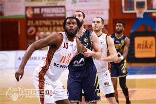 12. kolo SBL BC Prievidza – Iskra Svit 71:97 (foto: Ladislav Szibilla)