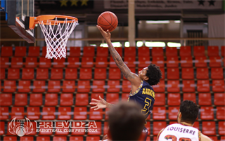 12. kolo SBL BC Prievidza – Iskra Svit 71:97 (foto: Ladislav Szibilla)