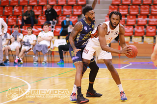 12. kolo SBL BC Prievidza – Iskra Svit 71:97 (foto: Ladislav Szibilla)