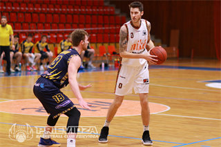 12. kolo SBL BC Prievidza – Iskra Svit 71:97 (foto: Ladislav Szibilla)