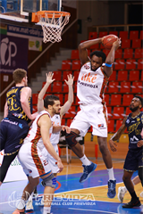 12. kolo SBL BC Prievidza – Iskra Svit 71:97 (foto: Ladislav Szibilla)