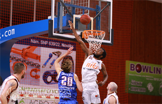 30. kolo SBL BC Prievidza - BKM Lučenec 74:82  (foto: Ladislav Szibilla)