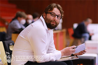 32. kolo SBL BC Prievidza - MBK Baník Handlová 95:76 (foto: Ladislav Szibilla)