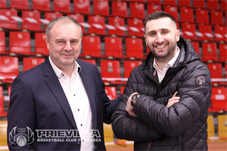 32. kolo SBL BC Prievidza - MBK Baník Handlová 95:76 (foto: Ladislav Szibilla)