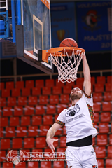 32. kolo SBL BC Prievidza - MBK Baník Handlová 95:76 (foto: Ladislav Szibilla)