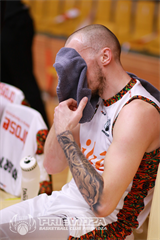 32. kolo SBL BC Prievidza - MBK Baník Handlová 95:76 (foto: Ladislav Szibilla)