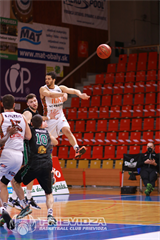 32. kolo SBL BC Prievidza - MBK Baník Handlová 95:76 (foto: Ladislav Szibilla)