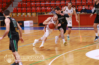 32. kolo SBL BC Prievidza - MBK Baník Handlová 95:76 (foto: Ladislav Szibilla)