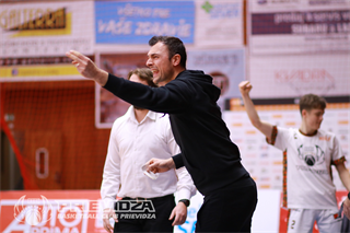 32. kolo SBL BC Prievidza - MBK Baník Handlová 95:76 (foto: Ladislav Szibilla)