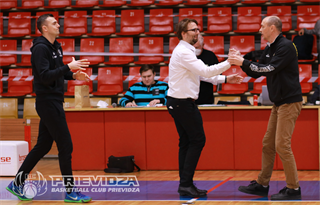 35. kolo SBL BC Prievidza - Inter Bratislava 83:77 (foto: Ladislav Szibilla)