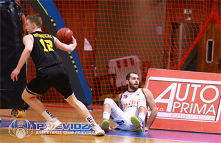35. kolo SBL BC Prievidza - Inter Bratislava 83:77 (foto: Ladislav Szibilla)