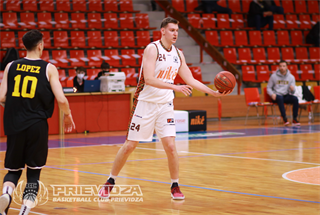 35. kolo SBL BC Prievidza - Inter Bratislava 83:77 (foto: Ladislav Szibilla)