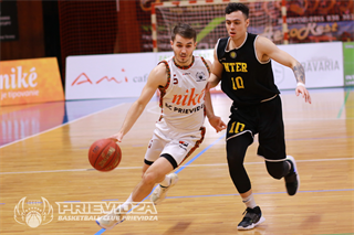 35. kolo SBL BC Prievidza - Inter Bratislava 83:77 (foto: Ladislav Szibilla)