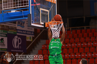 36. kolo SBL BC Prievidza - Patrioti Levice 73:67 (foto: Ladislav Szibilla)