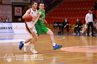 36. kolo SBL BC Prievidza - Patrioti Levice 73:67 (foto: Ladislav Szibilla)