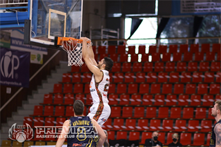 40. kolo SBL BC Prievidza – Iskra Svit 118:104* (foto: Ladislav Szibilla)