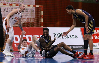 40. kolo SBL BC Prievidza – Iskra Svit 118:104* (foto: Ladislav Szibilla)