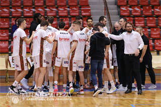 41. kolo SBL BC Prievidza - Spišskí Rytieri 69:96 (foto: Ladislav Szibilla)