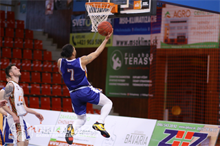 41. kolo SBL BC Prievidza - Spišskí Rytieri 69:96 (foto: Ladislav Szibilla)