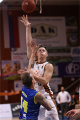 Alpe Adria Cup: BC PRIEVIDZA - BK Sluneta Ústí nad Labem 81:91 (Foto: Ladislav Szibilla)