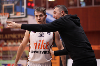 3. Kolo SBL BC Prievidza : MBK Handlová 72:73 (foto: Ladislav Szibilla)