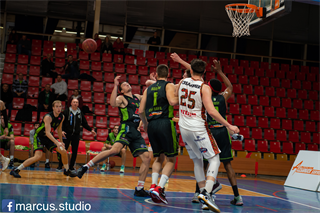 Alpe Adria Cup: BC Prievidza - KK Adra Oil Škrljevo 77:79 (Foto: Marcus Poliak)