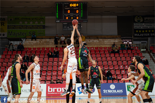 Alpe Adria Cup: BC Prievidza - KK Adra Oil Škrljevo 77:79 (Foto: Marcus Poliak)