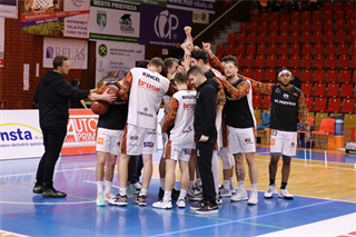 11. Kolo Niké SBL: BC Prievidza - Spišskí Rytieri 58:71 (foto: Ladislav Szibilla)