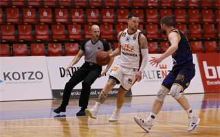8. Kolo Niké SBL: BC Prievidza - Iskra Svit 88:102 (foto: Ladislav Szibilla)